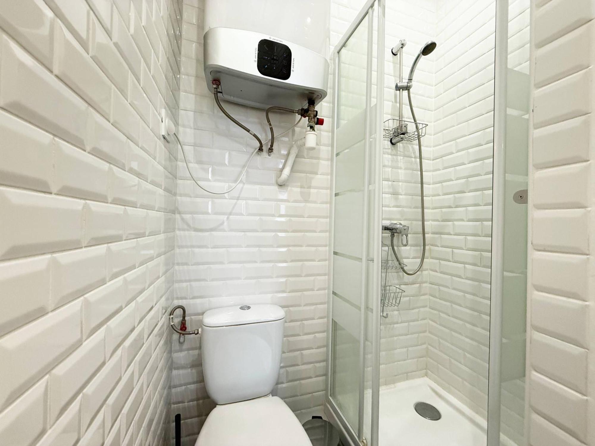 Charming - 2 Guests - 2min Walk From Metro *