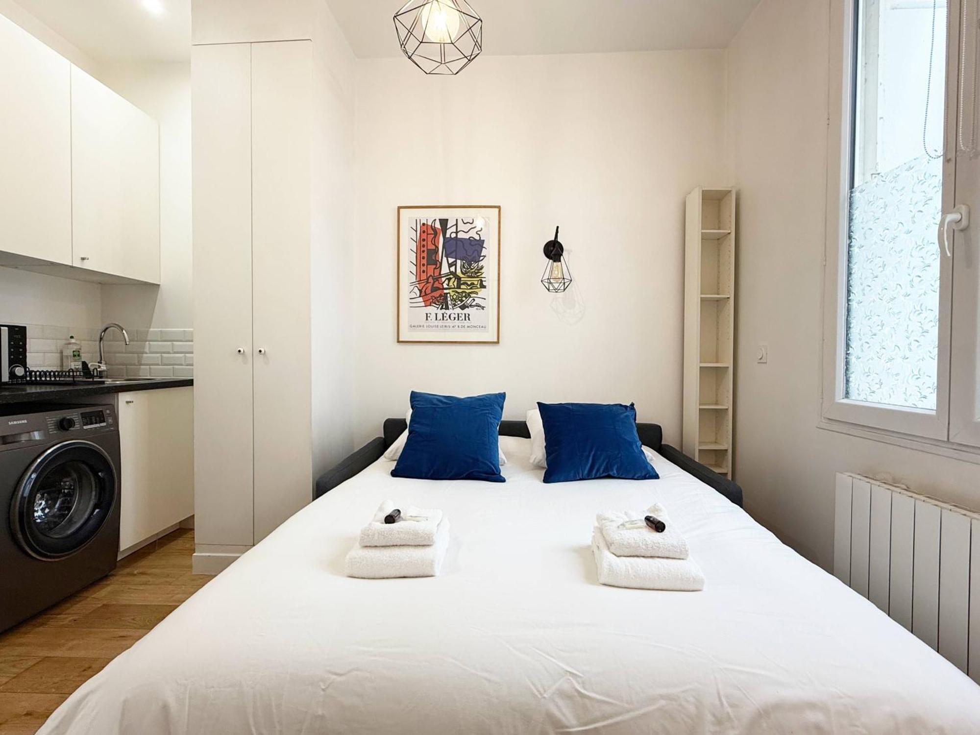 Appartamento Charming - 2 Guests - 2min Walk From Metro *